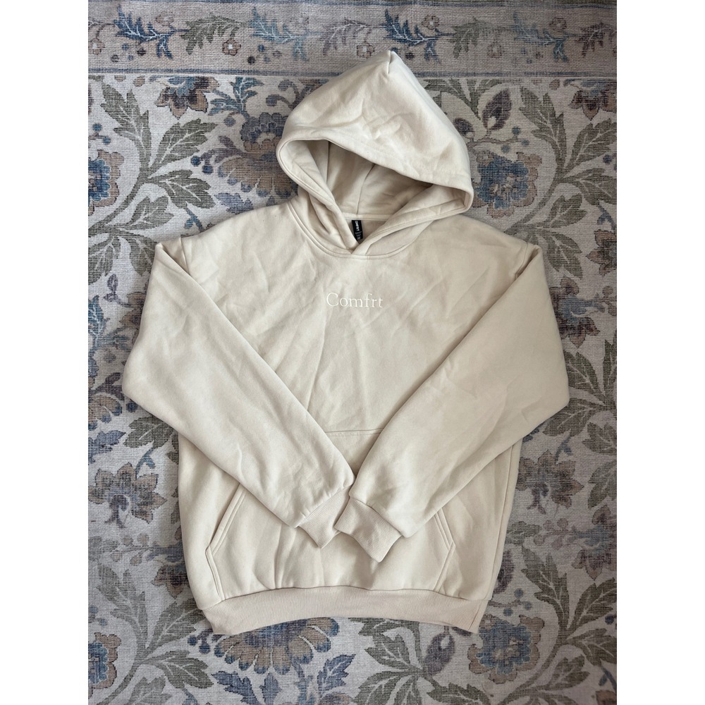 Comfrt Hoodie Medium Cream Beige Excellent Embroidered Logo Pullover